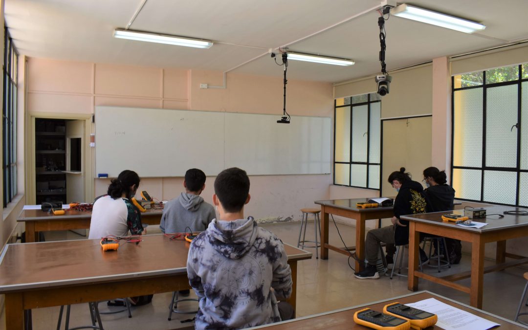 Positiva valoración de la comunidad universitaria obtuvo la primera clase híbrida realizada en la UDA