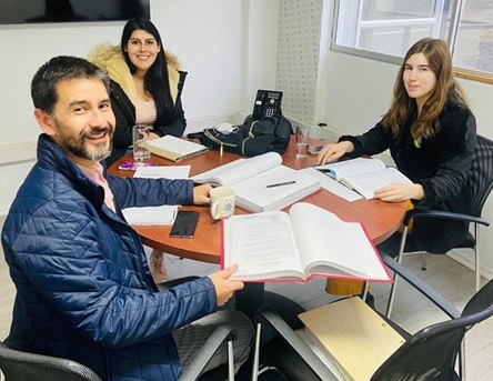 Segundo grupo de estudiantes de 5to. año de la Carrera de Derecho de la UDA inicia Pasantías en Conservador de Bienes Raíces y Archivero Judicial de Copiapó