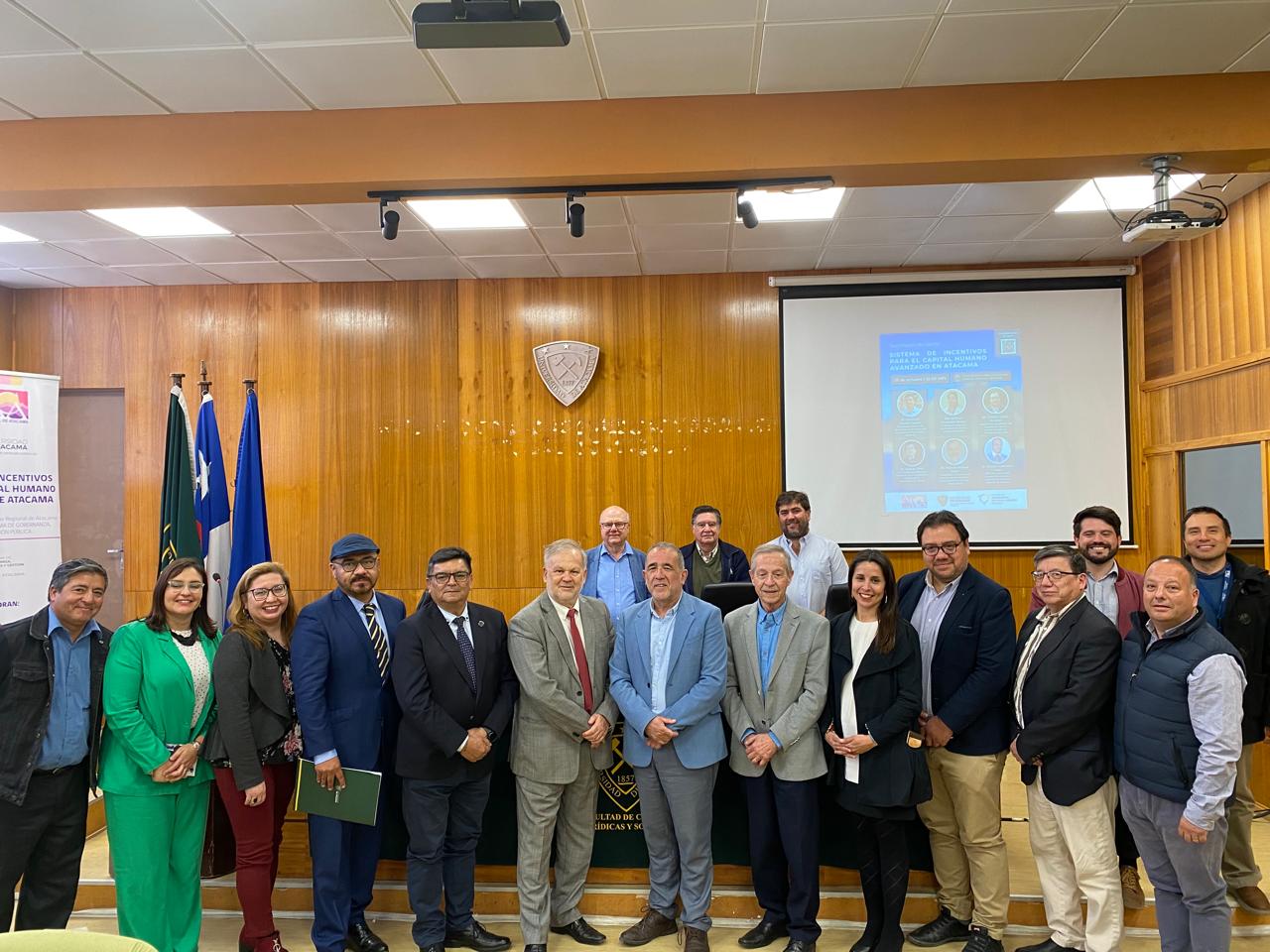 Proyecto FIC del Gobierno Regional de Atacama “Sistema de Incentivos para el Capital Humano Avanzado” culminó con exitoso seminario